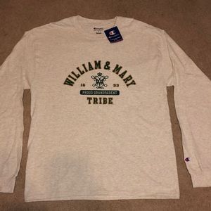 NWT W&M Proud Grandparent Tee